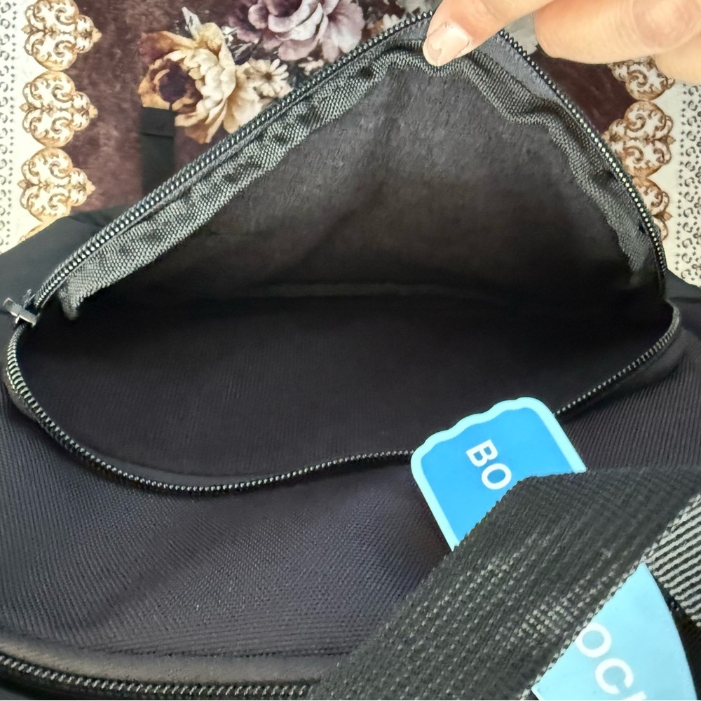 Jordan Large Unisex Cargo Black Adjustable Straps Multi-Compartment Backpack NWT - Picture 6 of 11